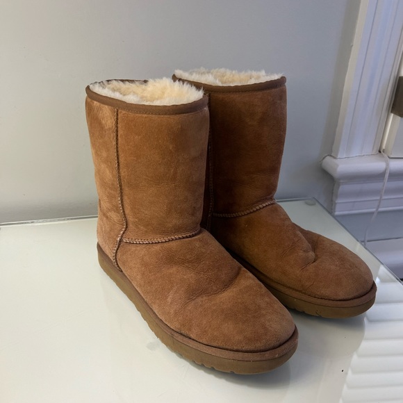Women’s uggs size 11 - Picture 2 of 9